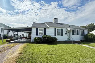 3 Underwood Ave, Great Falls, SC 29055 - Photo 1