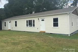 416 E Wilkins St, Dallas, NC 28034 - Photo 1