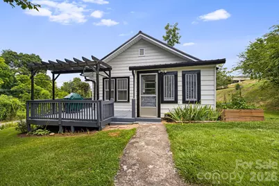 29 Ponder Street, Mars Hill, NC 28754 - Photo 1