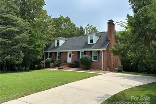 444 Lakeview Dr, Harrisburg, NC 28075 - Photo 1