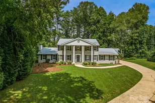 399 Evergreen St, Brevard, NC 28712 - Photo 1