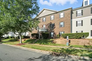 1068 Plaza Walk Dr, Charlotte, NC 28215 - Photo 1