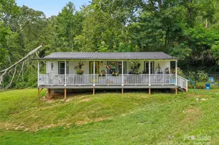 16 Collins Mountain Dr, Asheville, NC 28804 - Photo 1