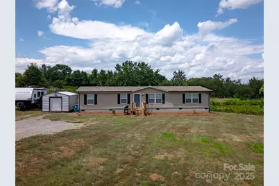 2090 Mesquite Lane, Newton, NC 28658 - Photo 1