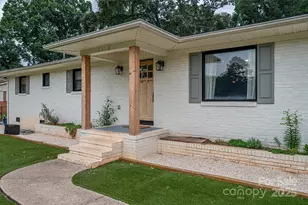 3116 Sunset Rd, Charlotte, NC 28216 - Photo 1