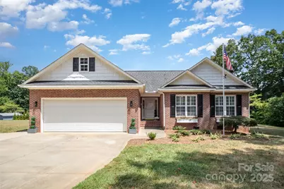 520 Rhodes Avenue, Kings Mountain, NC 28086 - Photo 1