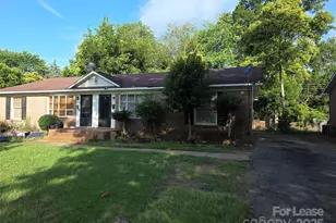 3721 Driftwood Dr, Charlotte, NC 28205 - Photo 1