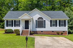 104 Webbs Mill Dr, Fort Mill, SC 29715 - Photo 1