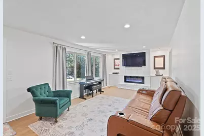 5703 Valley Field Road, Hickory, NC 28602 - Photo 1