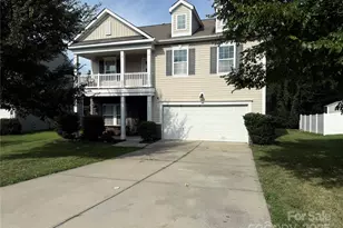 10401 Kempsford Dr, Charlotte, NC 28262 - Photo 1