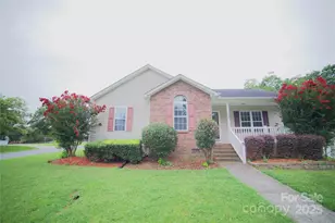 124 E Iowa Ave, Bessemer City, NC 28016 - Photo 1