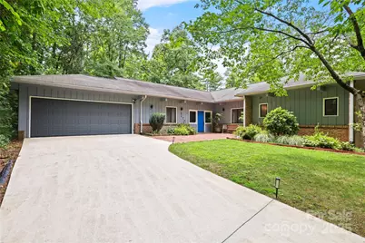 874 Cherokee Place SW, Lenoir, NC 28645 - Photo 1