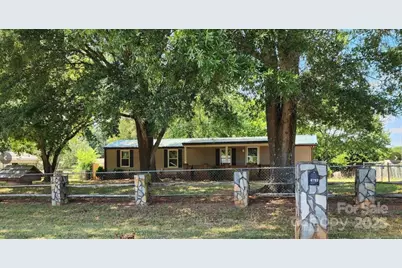 4793 Panama Drive, Conover, NC 28613 - Photo 1