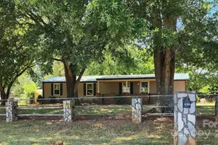 4793 Panama Dr, Conover, NC 28613 - Photo 1