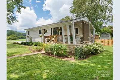 250 Shelton Street, Waynesville, NC 28786 - Photo 1