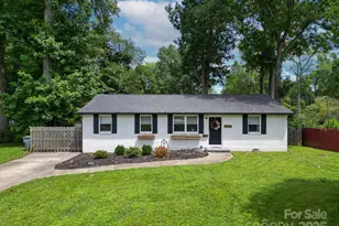 3725 Sudbury Rd, Charlotte, NC 28205 - Photo 1