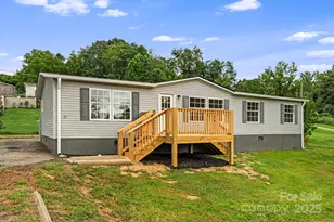 21 Toms Rd, Candler, NC 28715 - Photo 1