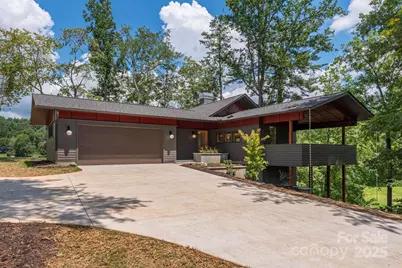 15 Bridgewater Drive, Fletcher, NC 28732 - Photo 1