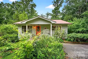 711 N Oconeechee Ave, Black Mountain, NC 28711 - Photo 1