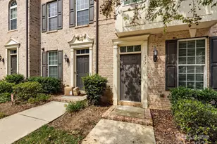 257 Irwin Ave N, Charlotte, NC 28202 - Photo 1