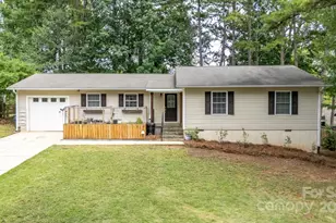 1165 Molokai Dr, Tega Cay, SC 29708 - Photo 1