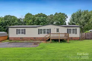 4067 Angel Ln, Maiden, NC 28650 - Photo 1
