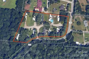 29 Craigs Cove Ln, Hendersonville, NC 28792 - Photo 1