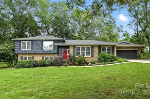 4035 Wandering Ln NE, Hickory, NC 28601 - Photo 1