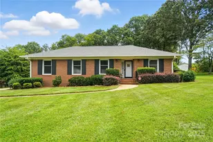 2111 Linalda Ct, Charlotte, NC 28214 - Photo 1