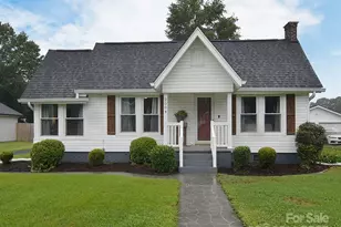 2004 Pennsylvania Ave, Kannapolis, NC 28083 - Photo 1