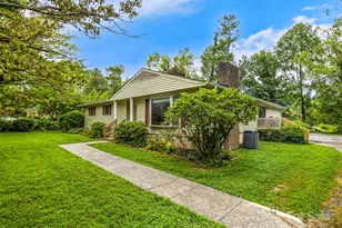 1066 Maplewood Ct, Hendersonville, NC 28791 - Photo 1