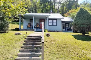 35 B St, Bryson City, NC 28713 - Photo 1