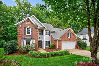 4713 Hanging Ivy Drive, Charlotte, NC 28215 - Photo 1