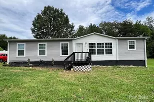 3320 Hunawill St, Claremont, NC 28610 - Photo 1