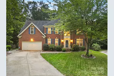 402 Clairview Lane, Matthews, NC 28105 - Photo 1