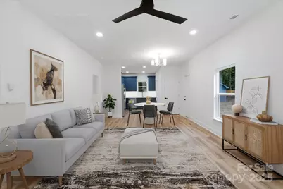 252 7th Street SE, Hickory, NC 28602 - Photo 1