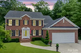 10 Ozark Spring Ln, Asheville, NC 28805 - Photo 1