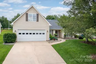 316 Pole Barn Dr, Asheville, NC 28806 - Photo 1