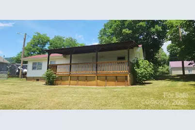 174 E Sylva Circle, Sylva, NC 28779 - Photo 1