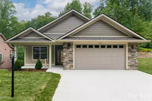 281 Carriage Crest Dr, Hendersonville, NC 28791 - Photo 1