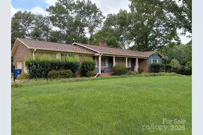 3844 Dover Street, Claremont, NC 28610 - Photo 1