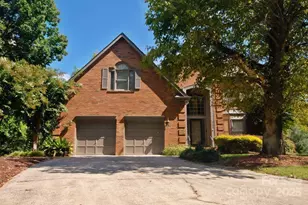 3404 Pondview Ln, Charlotte, NC 28210 - Photo 1