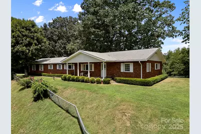 280 Apple Blossom Lane, Waynesville, NC 28786 - Photo 1