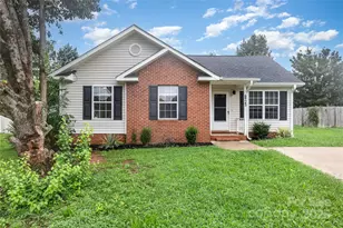 6923 Reese Furr Dr, Charlotte, NC 28216 - Photo 1