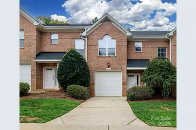 4726 Hunter Crest Lane, Charlotte, NC 28209 - Photo 1