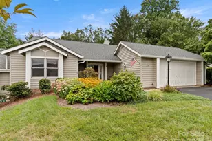 25 Cedarcliff Cir, Asheville, NC 28803 - Photo 1