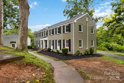 343 Wakefield Drive, Charlotte, NC 28209 - Photo 1