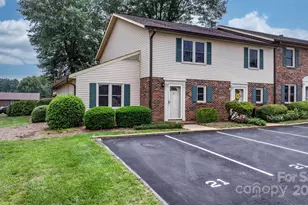 1330 5th St NE, Hickory, NC 28601 - Photo 1