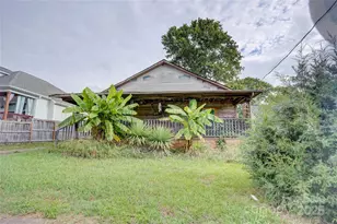 509 Elm Ave, Mount Holly, NC 28120 - Photo 1