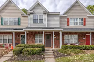 1809 Birch Heights Ct, Charlotte, NC 28213 - Photo 1